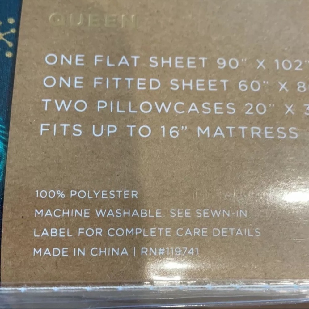 4 Pc Queen Christmas Holiday Gnome Bed Sheet Set - Picture 3 of 4